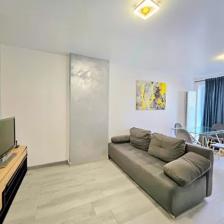 Sun Rise Apartment *